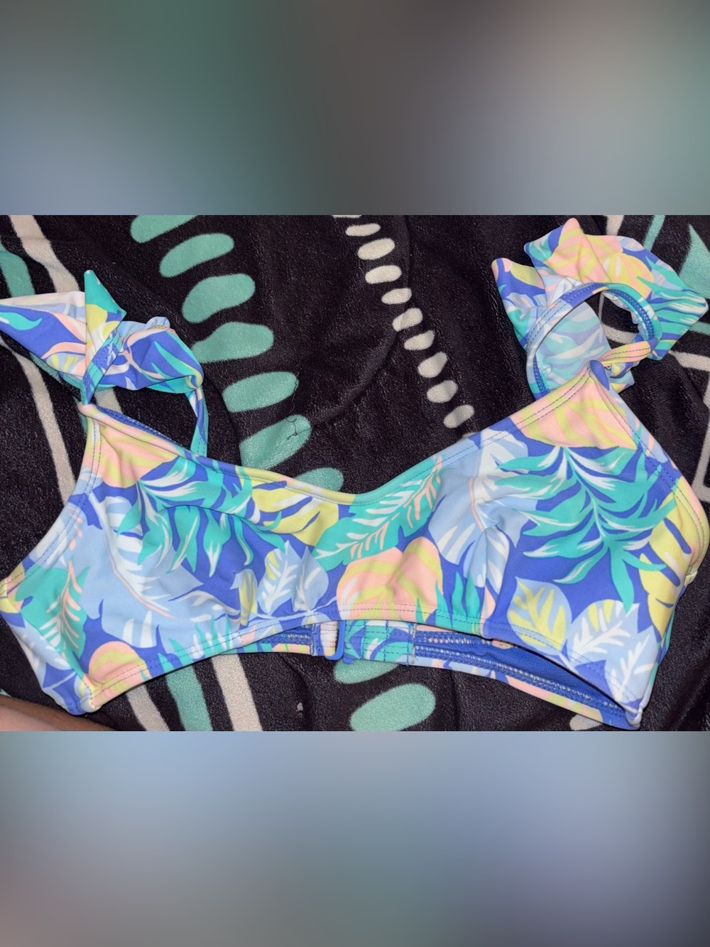 Wild Fable Floral Bikini Top in Blue & Green